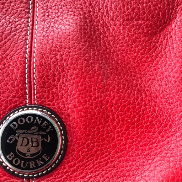 VINTAGE DOONEY AND BOURKE SHOULDER BAG IN RED - Picture 3 of 7
